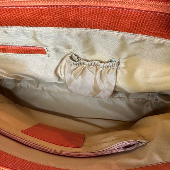 Tan and Orange Handbag with Adjustable Straps - Picture 10 of 12